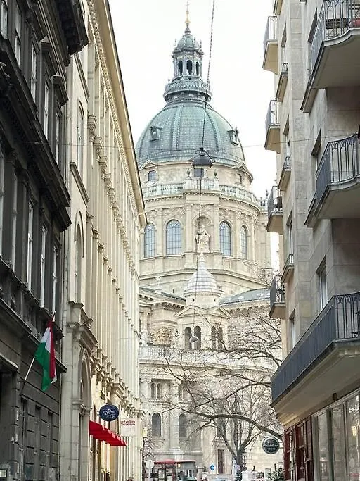 Charming Central Home In The Heart Of Budapest - Apartment Baby Loic